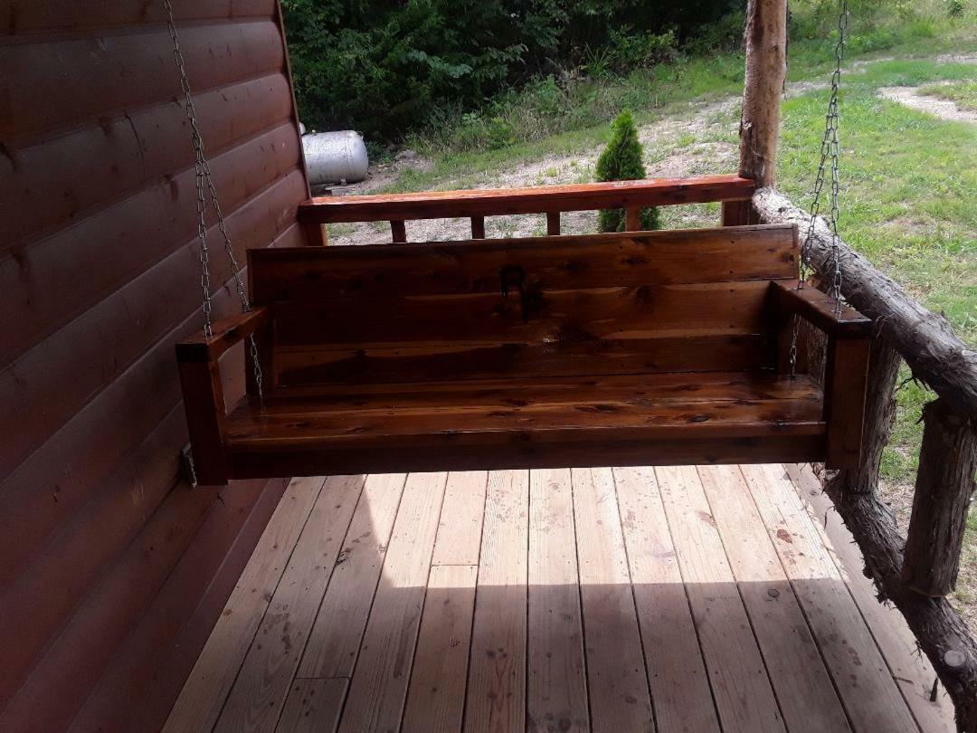 Amish Made Cedar Cabin With A Loft On A Buffalo Farm Close To The Buffalo River Marshall Екстер'єр фото