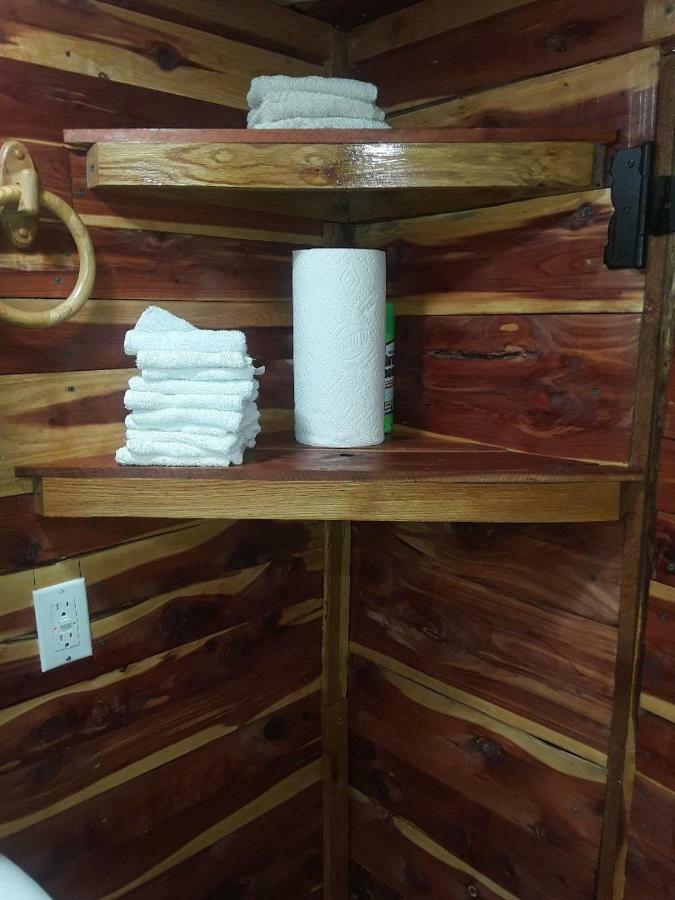 Amish Made Cedar Cabin With A Loft On A Buffalo Farm Close To The Buffalo River Marshall Екстер'єр фото